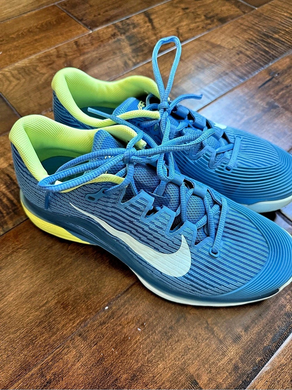 Nike Zoom Vapor 12 Tennis Shoes Blue/ Lemon Twist US W9